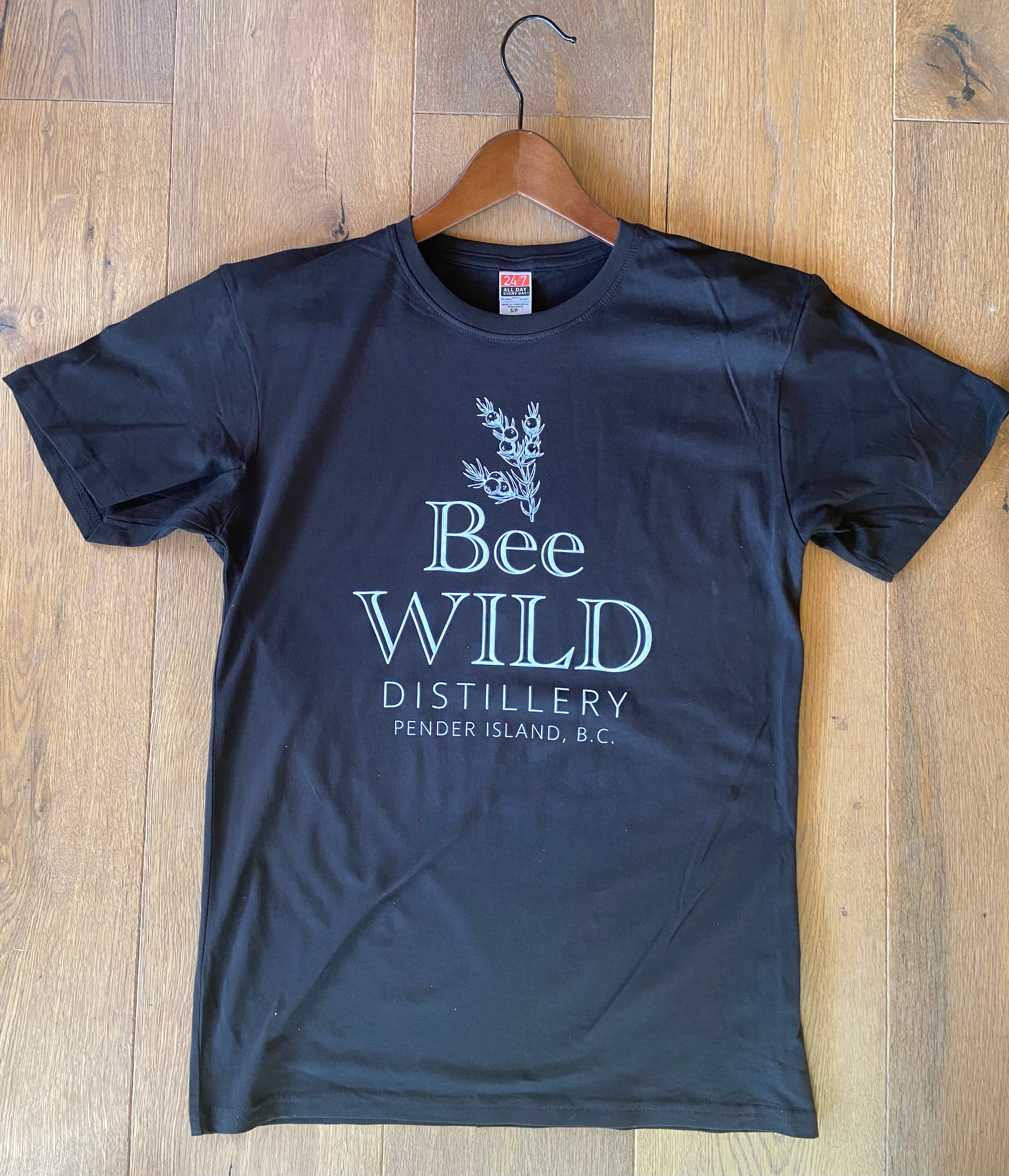 Merchandise Bee Wild Distillery